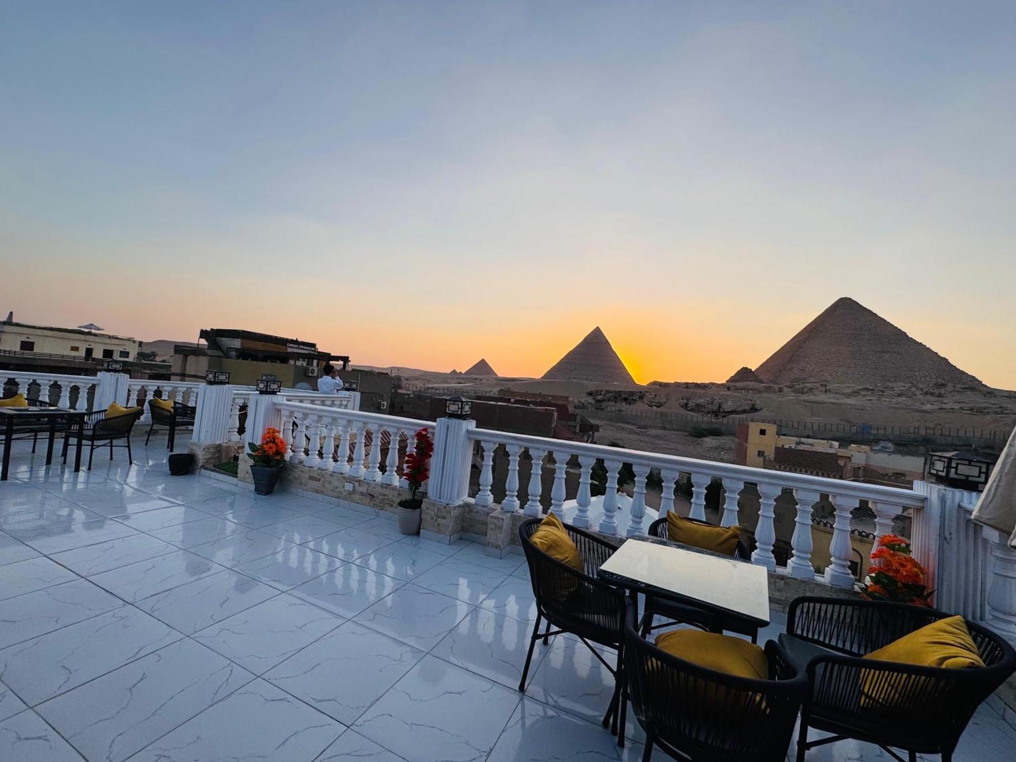 Hotel New Scarab Pyramids View à Kafret el-Gabal Extérieur photo