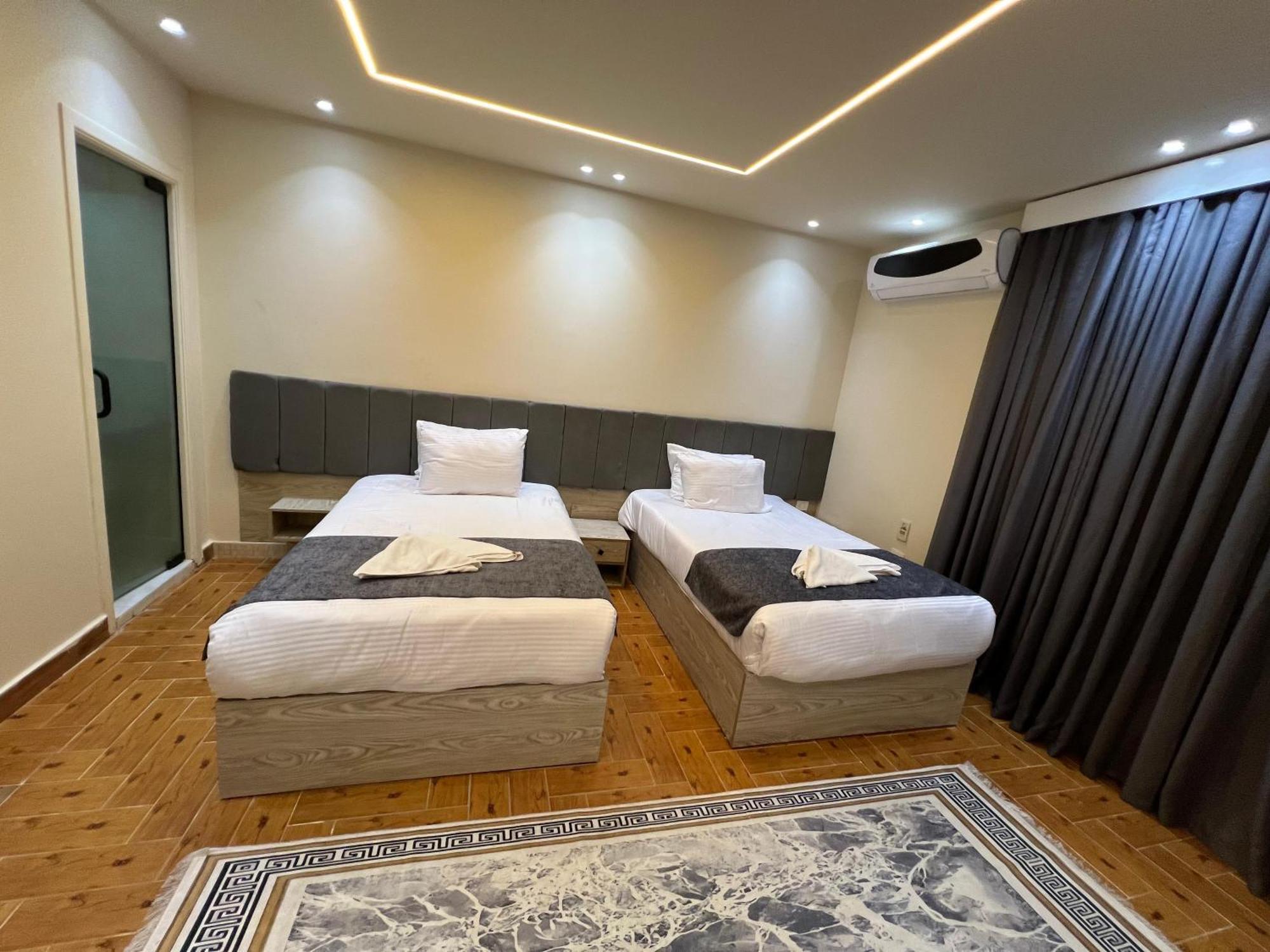 Hotel New Scarab Pyramids View à Kafret el-Gabal Extérieur photo