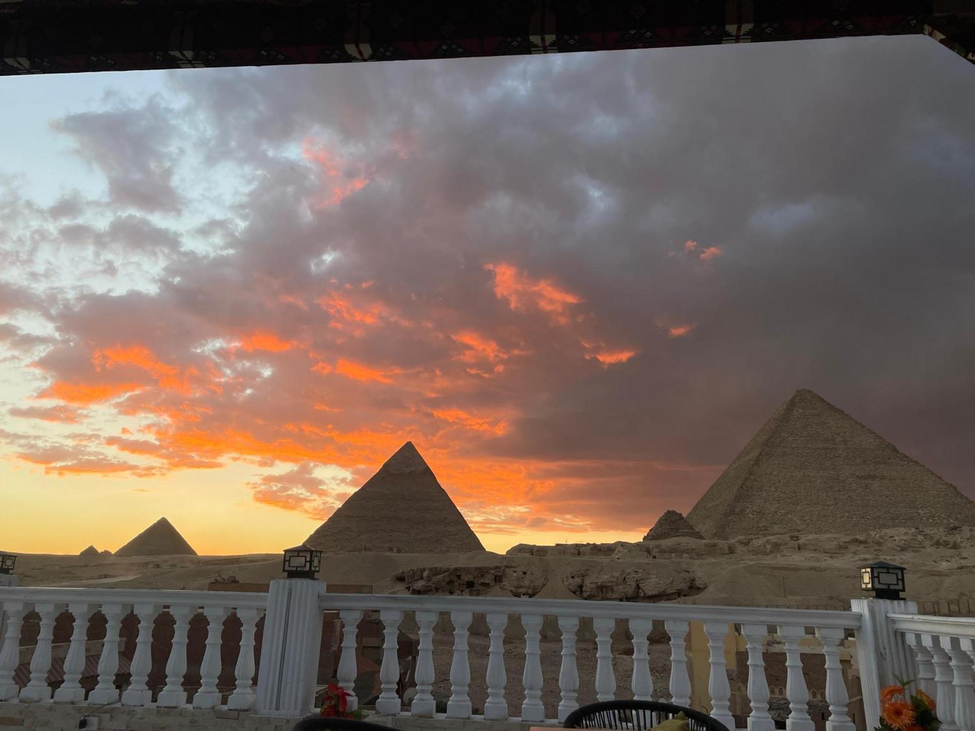 Hotel New Scarab Pyramids View à Kafret el-Gabal Extérieur photo